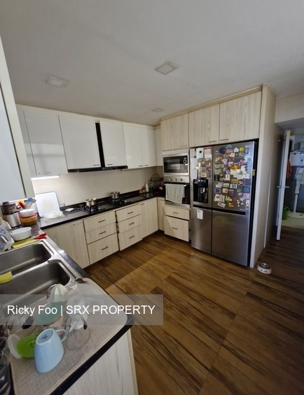 Beverly Hill (D10), Condominium #577099541